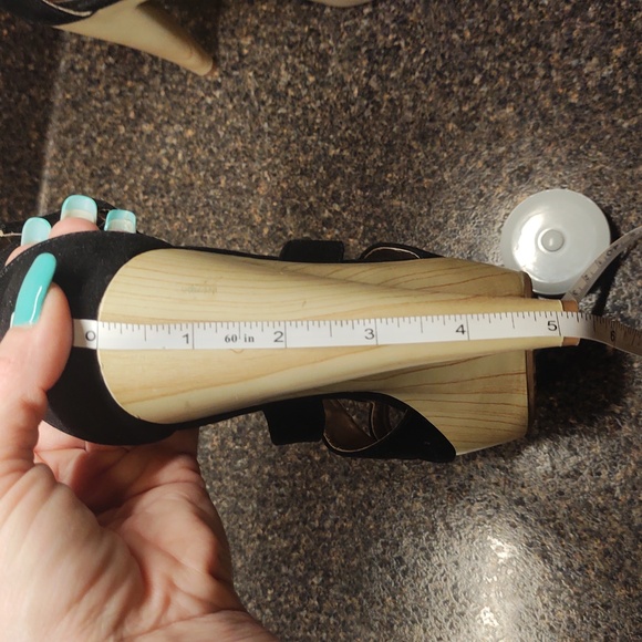 50%OFF!Qupid Sexy Platform High Heel Sandals Black Faux Suede On Wooden Heel - Picture 13 of 16